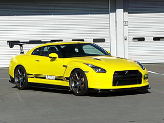 JUN AKIRA GT-R